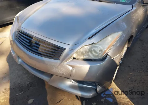 2009 Infiniti G37X z USA, uszkodzony, nr VIN JNKCV64F59M650821